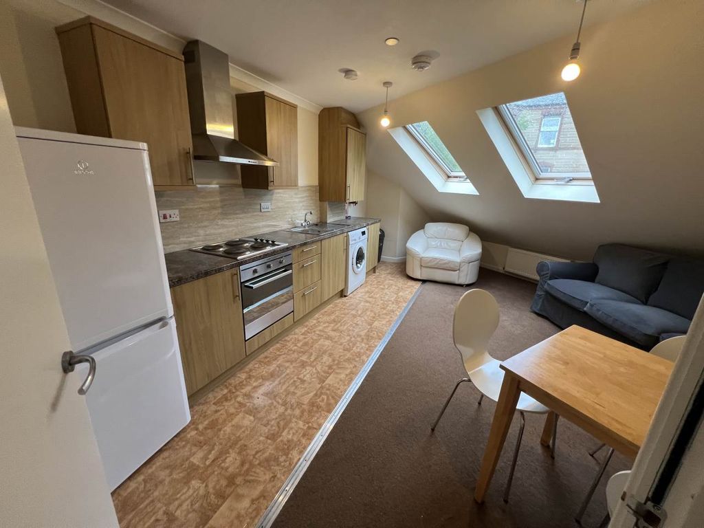 Property photo 2 of 7 Img_9280