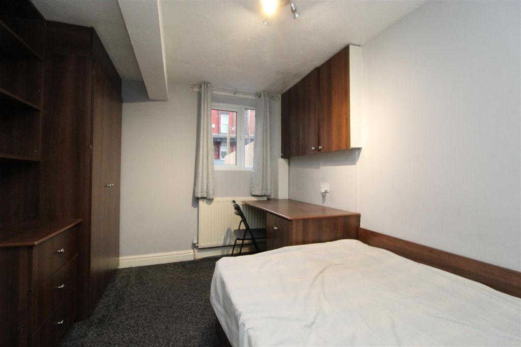 Property photo 2 of 7 Img_0977.Jpg
