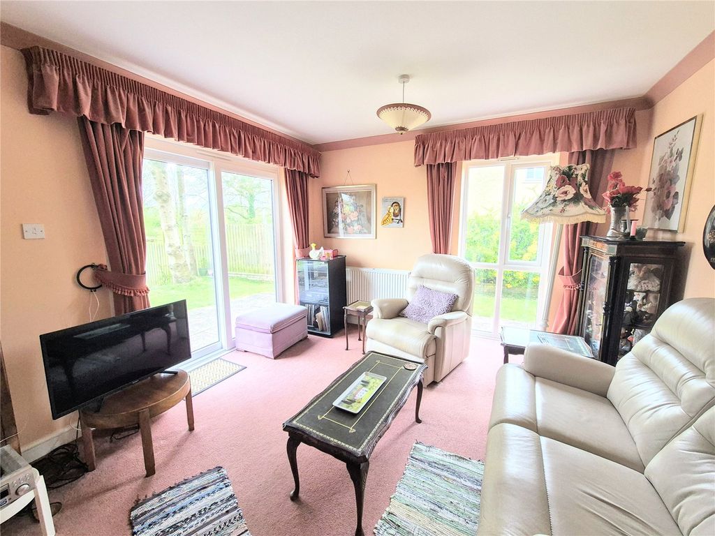 Property photo 3 of 22 Picture No. 24