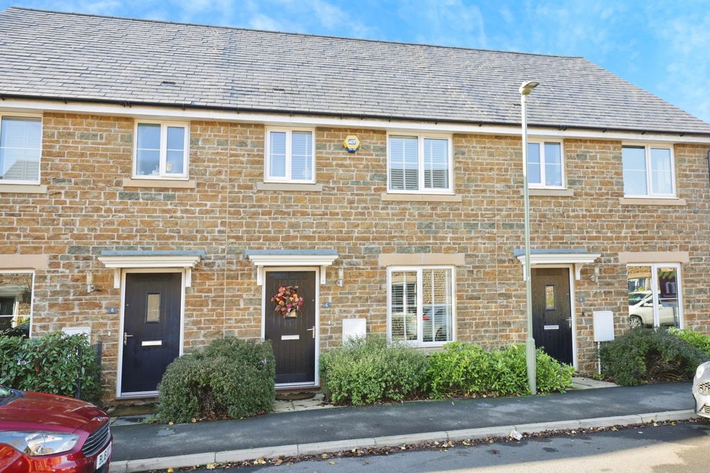 Property photo 1 of 12 Pbox-Img.Jpg