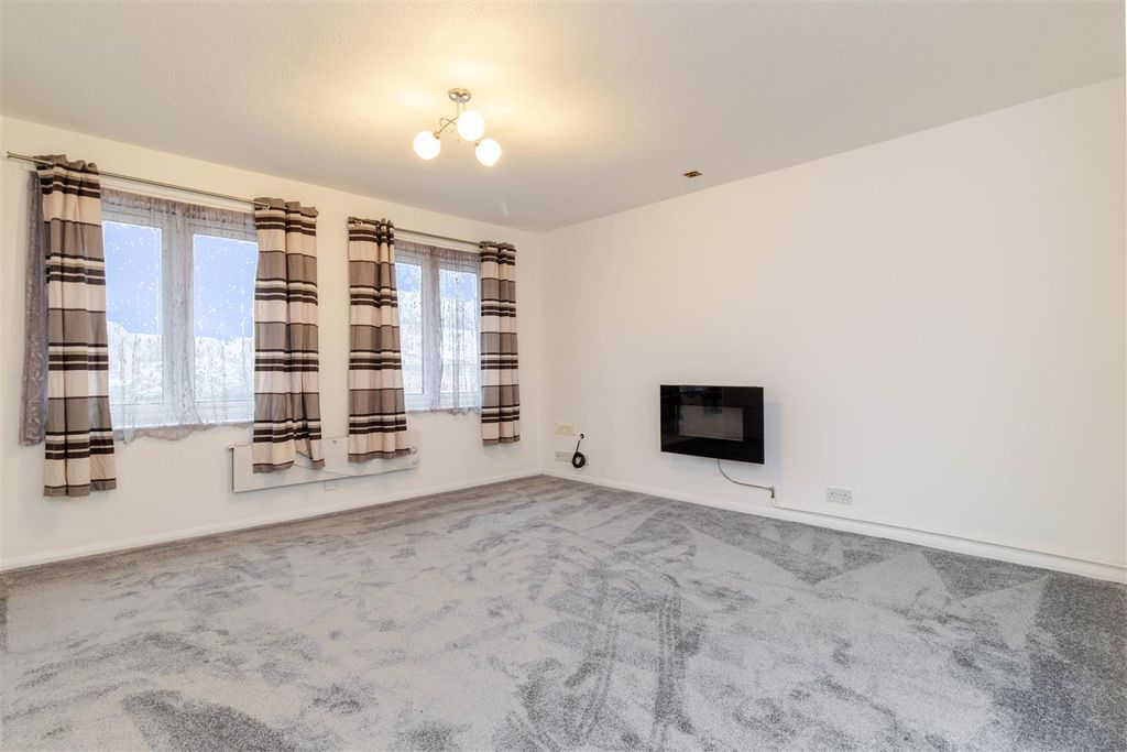 Property photo 3 of 16 _F3A4072.Jpg