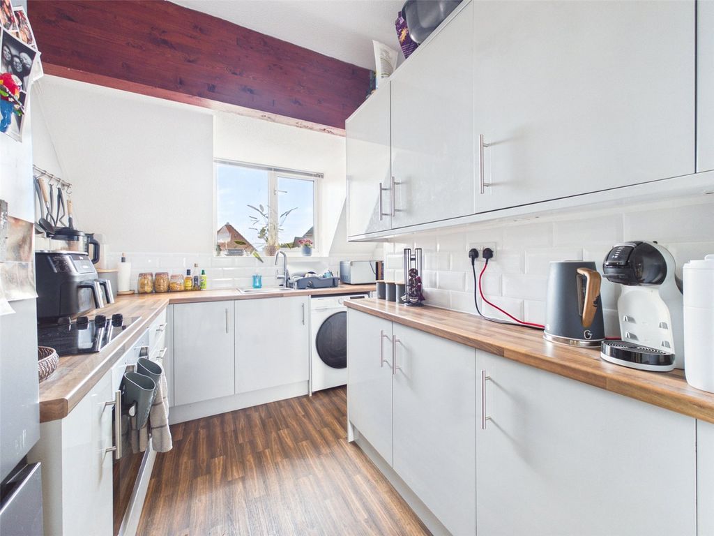 Property photo 2 of 9 Picture No. 07