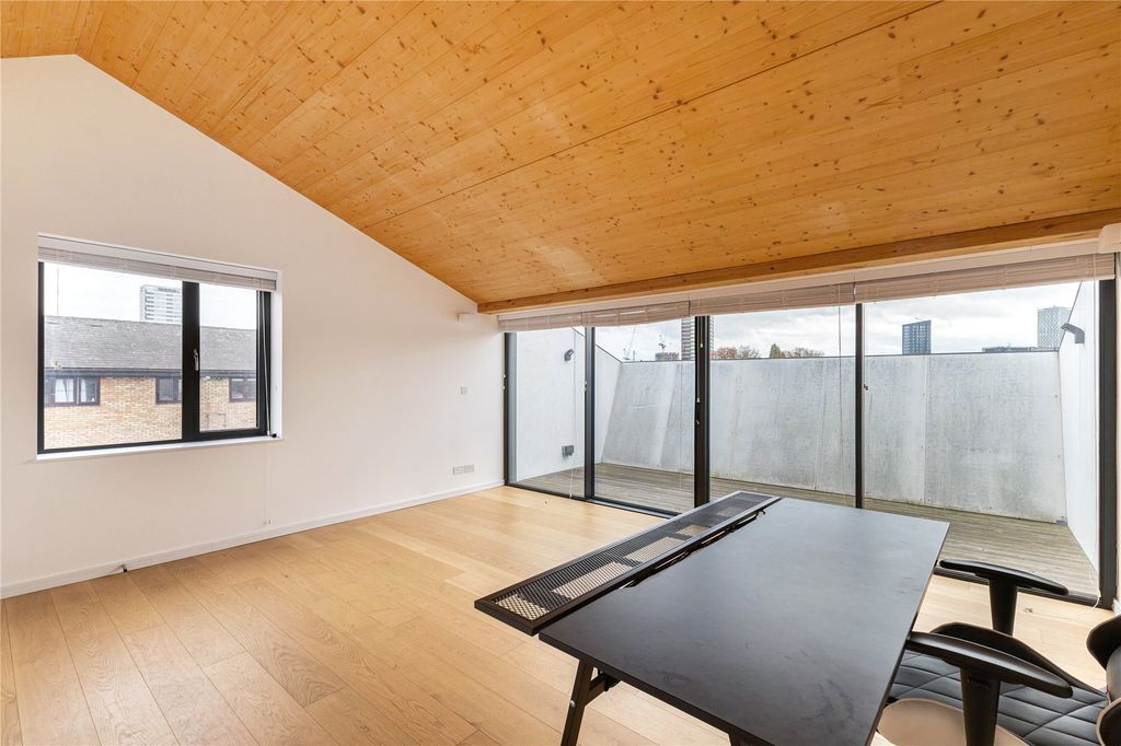 Property photo 3 of 9 Picture No. 03