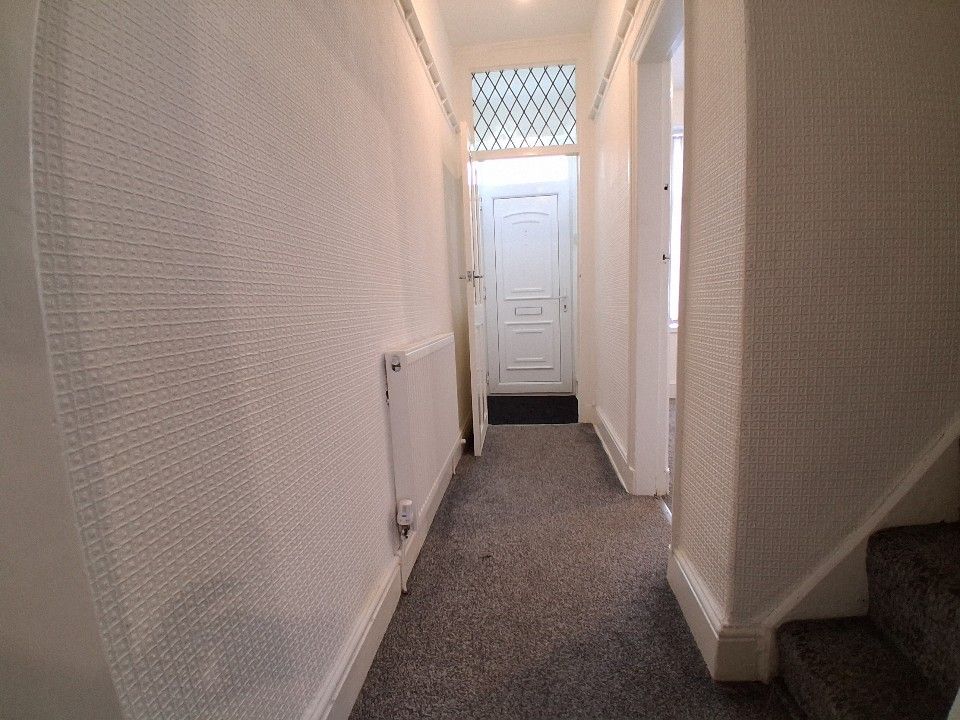 Property photo 3 of 25