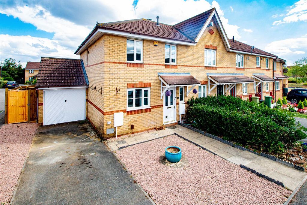 Property photo 1 of 18