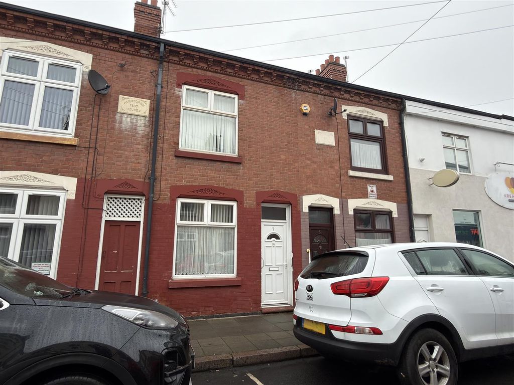 Property photo 1 of 8 Outside