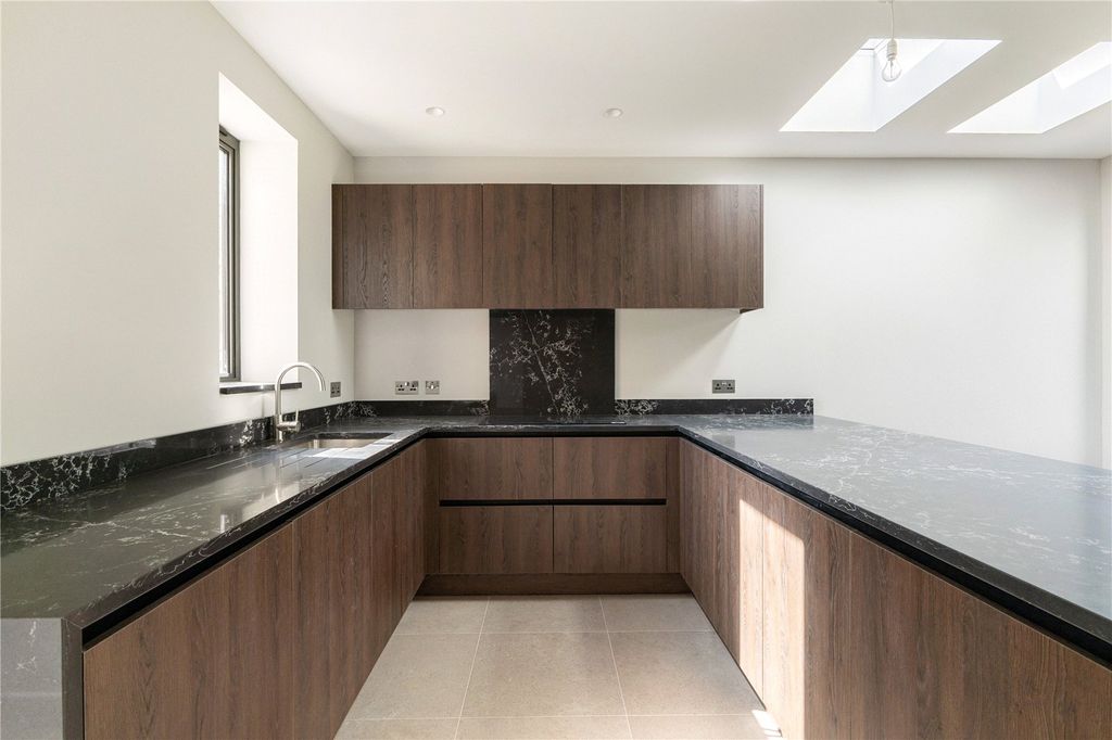 Property photo 2 of 13 Kitchen