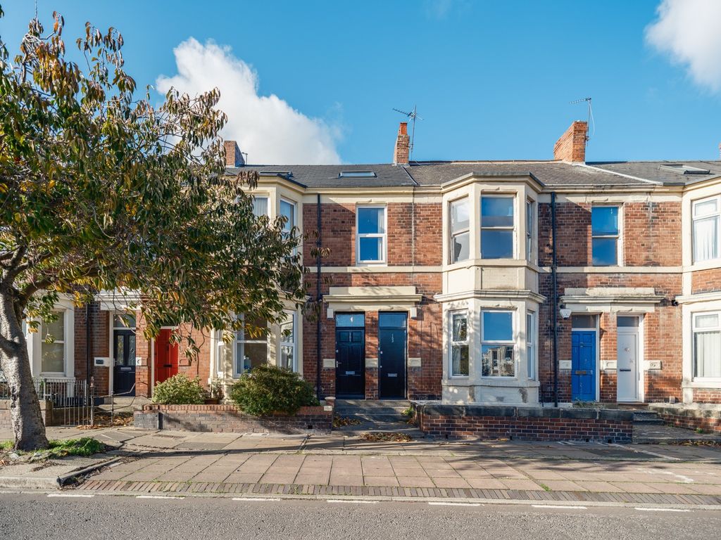 Property photo 2 of 10 3707332