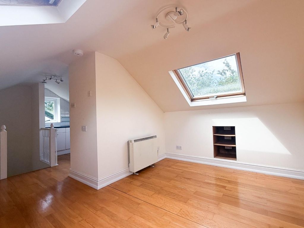 Property photo 3 of 12 Img_0758.Jpg