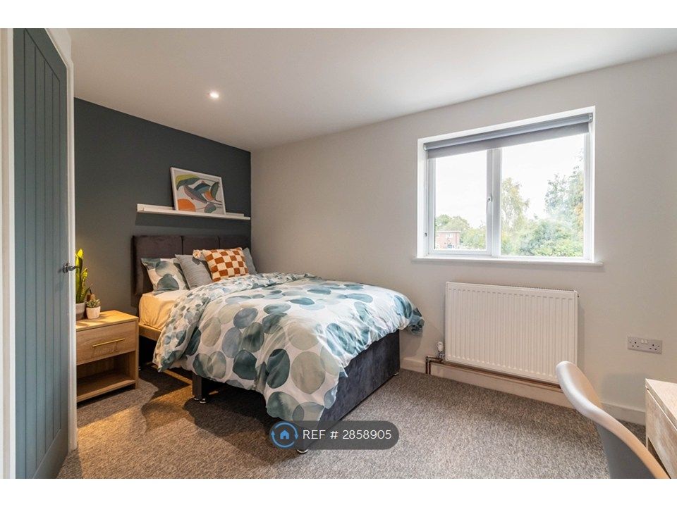 Property photo 3 of 13 Spacious, Modern Double Ensuite Rooms