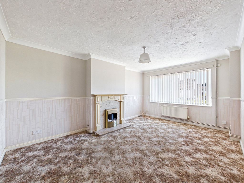 Property photo 3 of 17 Picture No. 19