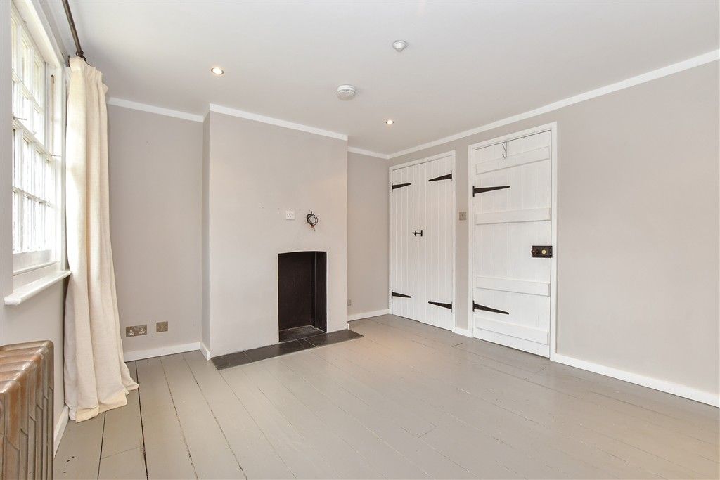 Property photo 3 of 13 Bedroom 2