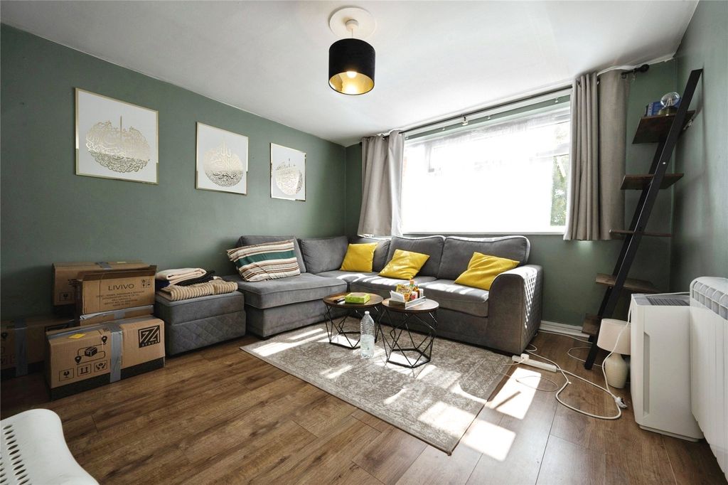Property photo 2 of 10 Picture No. 03