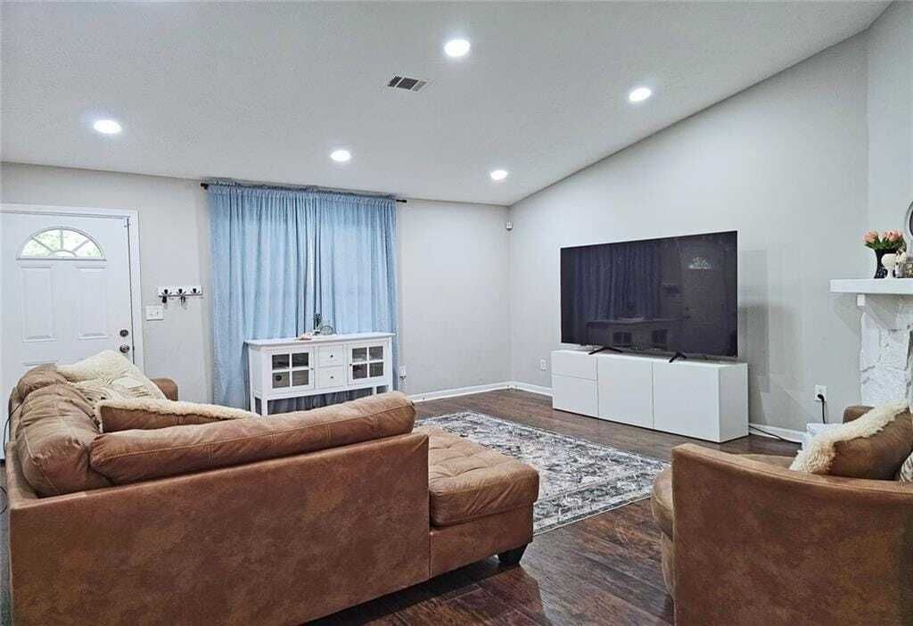 Property photo 2 of 22 <Alttext/>