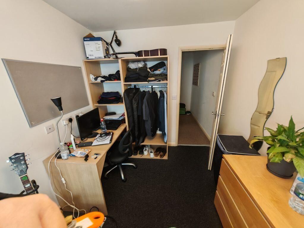 Property photo 3 of 13 Bright Bedroom With Ample Study And Storage Space...