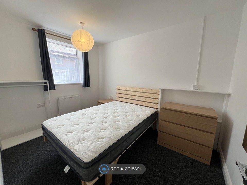 Property photo 3 of 4