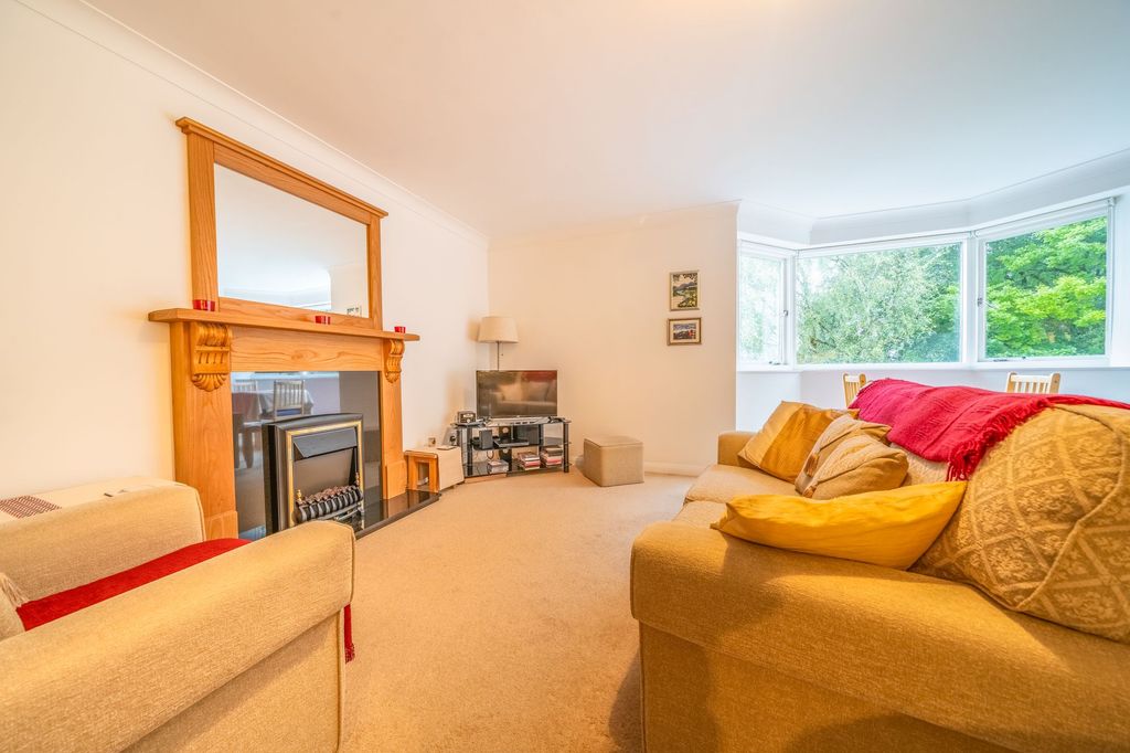 Property photo 2 of 19