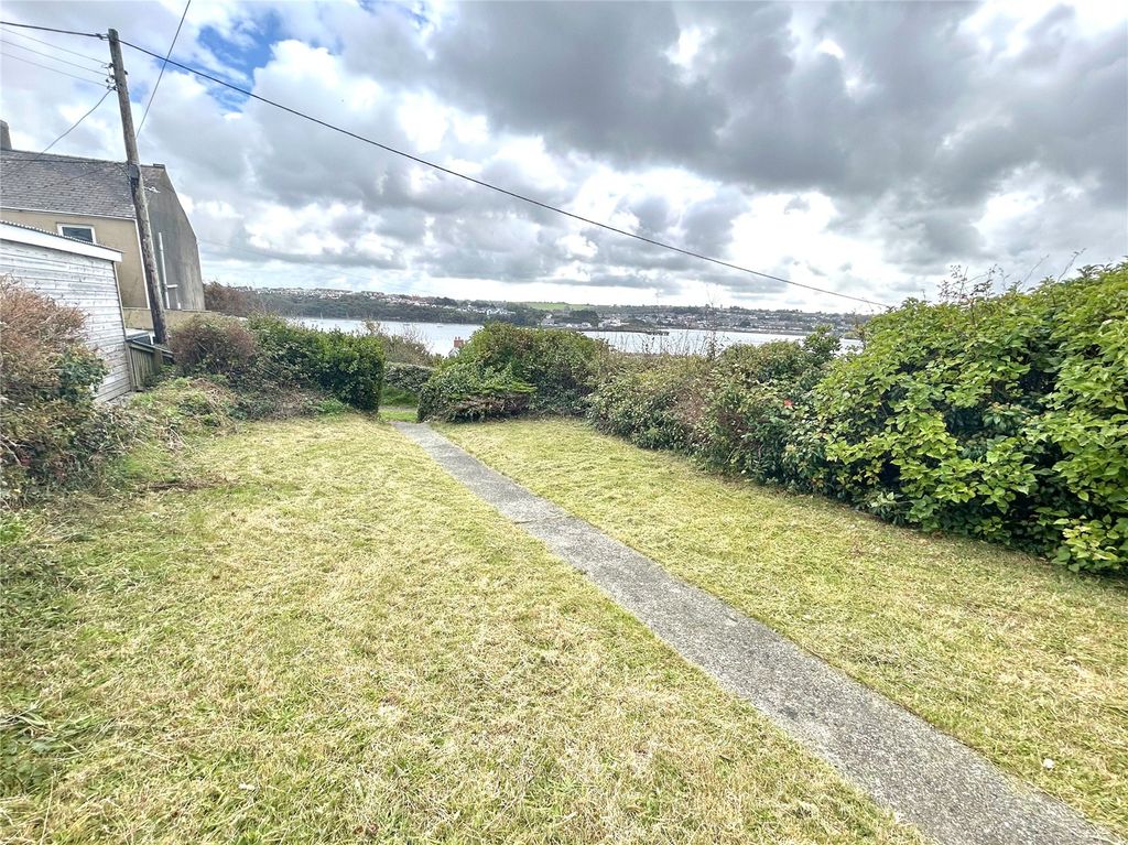 Property photo 3 of 20 Picture No. 02