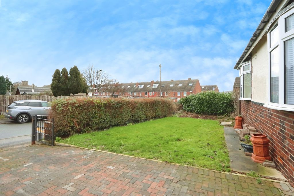 Property photo 2 of 19 Pbox-Img.Jpg