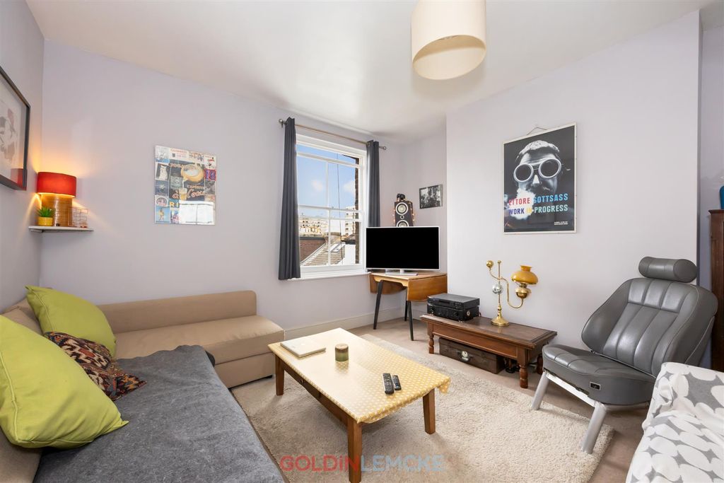 Property photo 2 of 13 Living Room