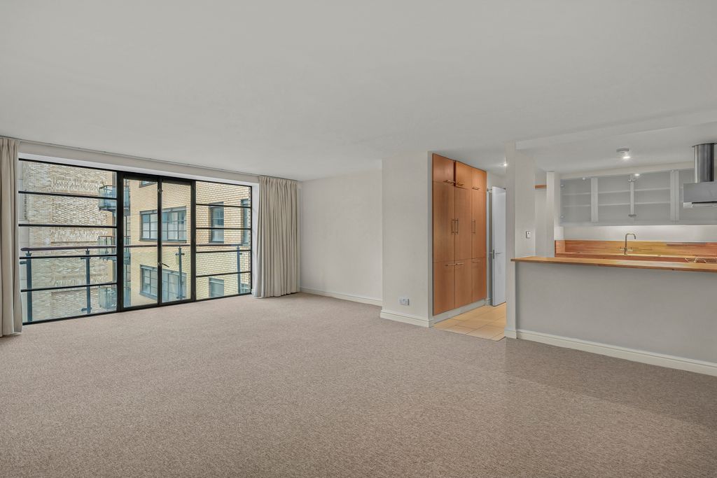 Property photo 3 of 11 Picture No. 05