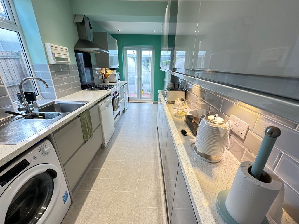 Property photo 3 of 14 4847832