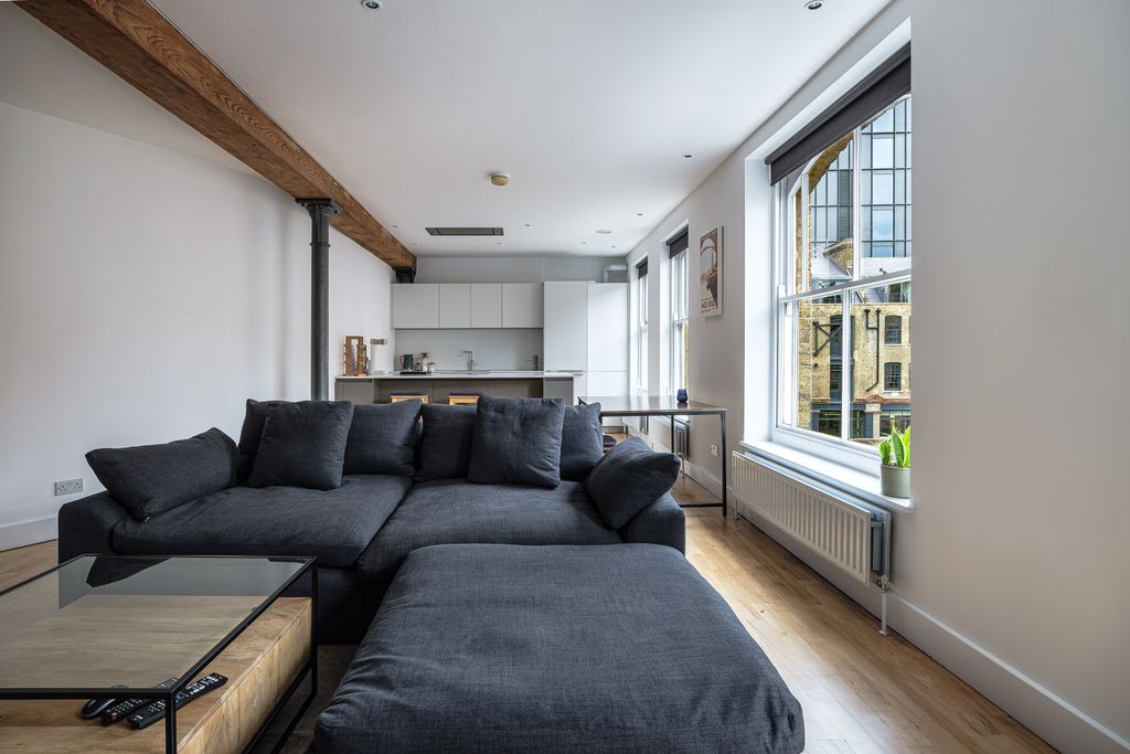 Property photo 2 of 35 Fleur- De- Li (24).Jpg