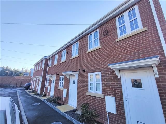 Property photo 3 of 14 Exterior