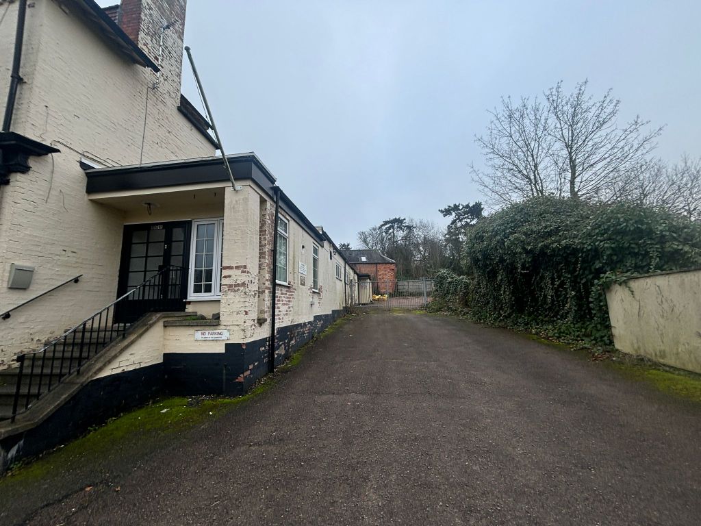 Property photo 2 of 6