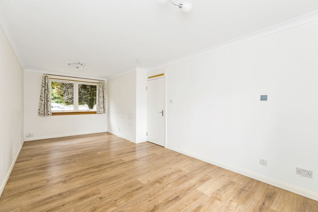 Property photo 3 of 13 Property Image 5