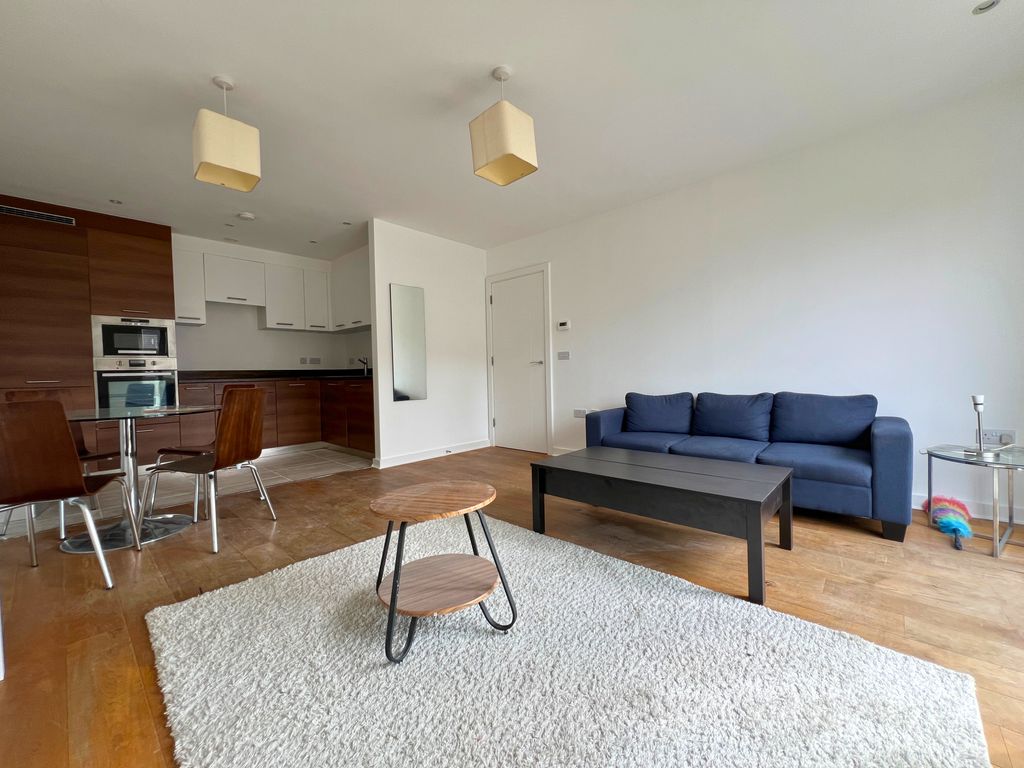 Property photo 2 of 11 Gallery