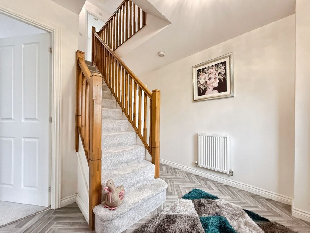 Property photo 2 of 30 4821433