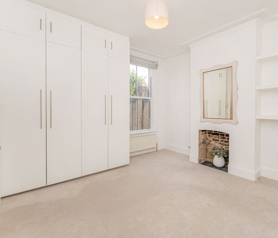 Property photo 3 of 18