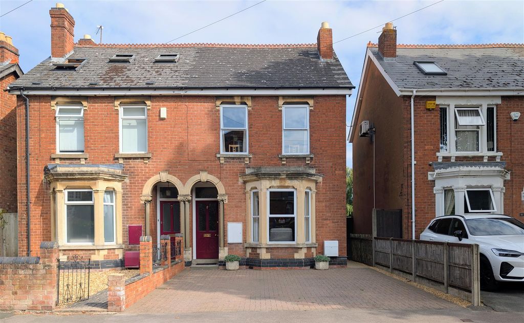 Property photo 1 of 19
