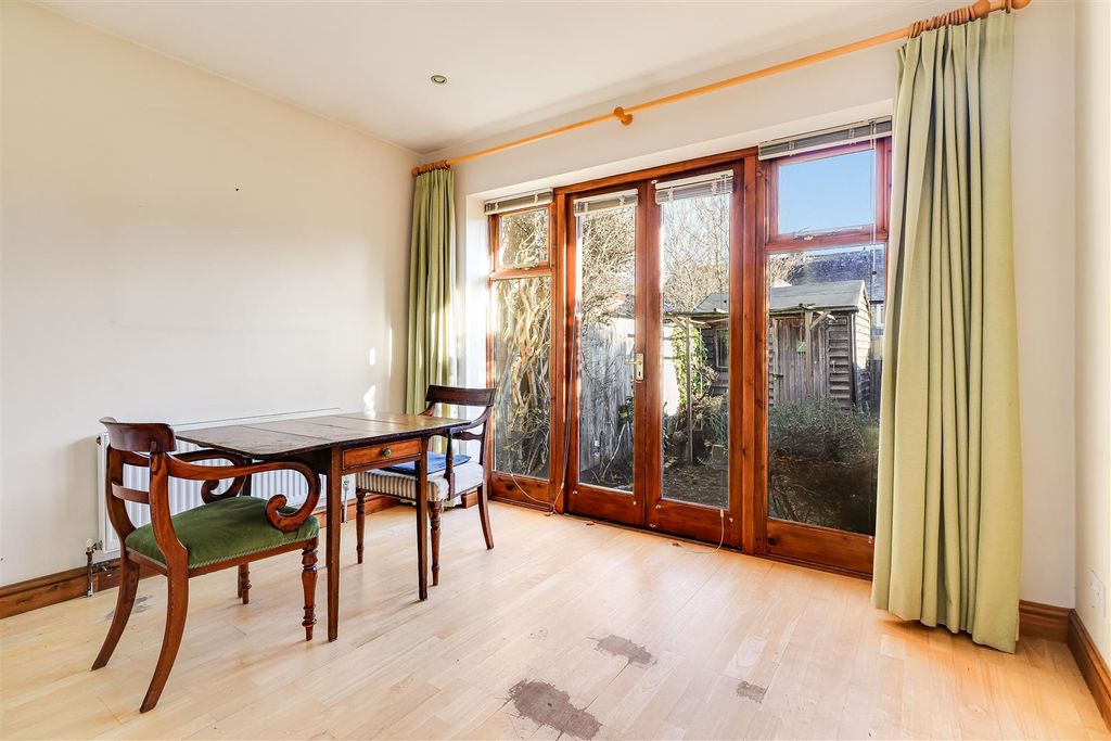 Property photo 2 of 17 Img (4).Jpg