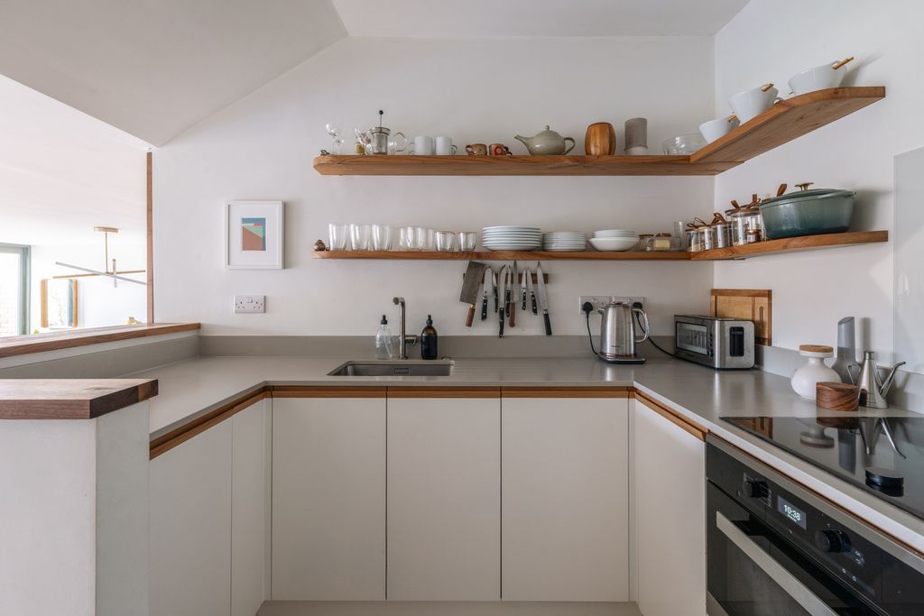 Property photo 3 of 18 A0O0X00000Qxlsluax_N66_Webres.Jpg