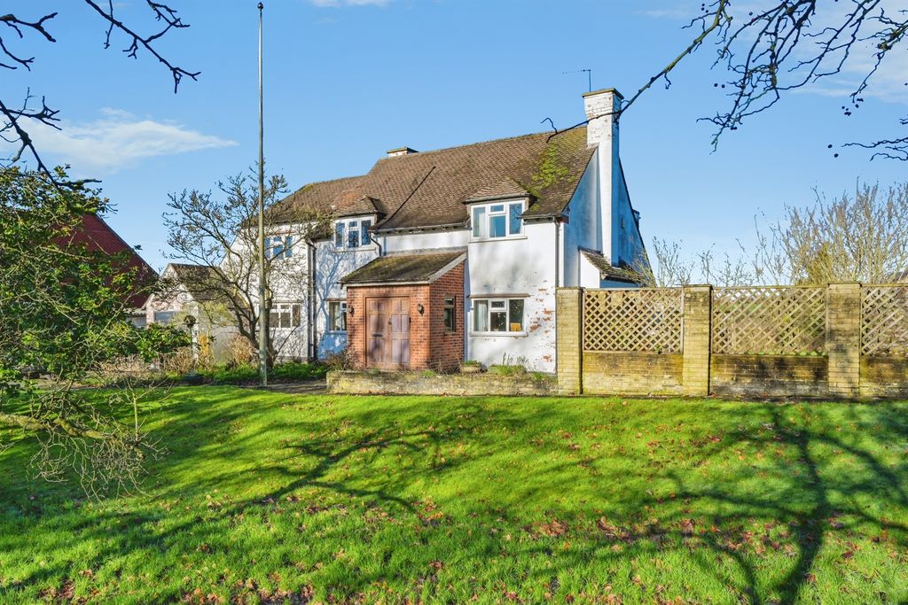 Property photo 3 of 23