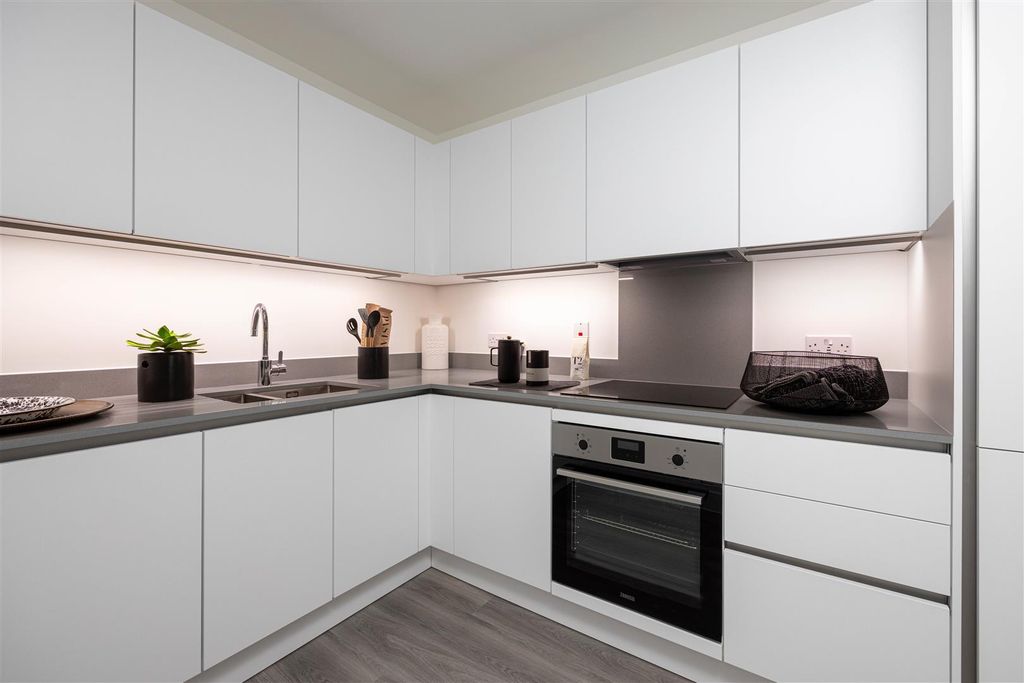 Property photo 2 of 7 Cre_9790-Edit.Jpg