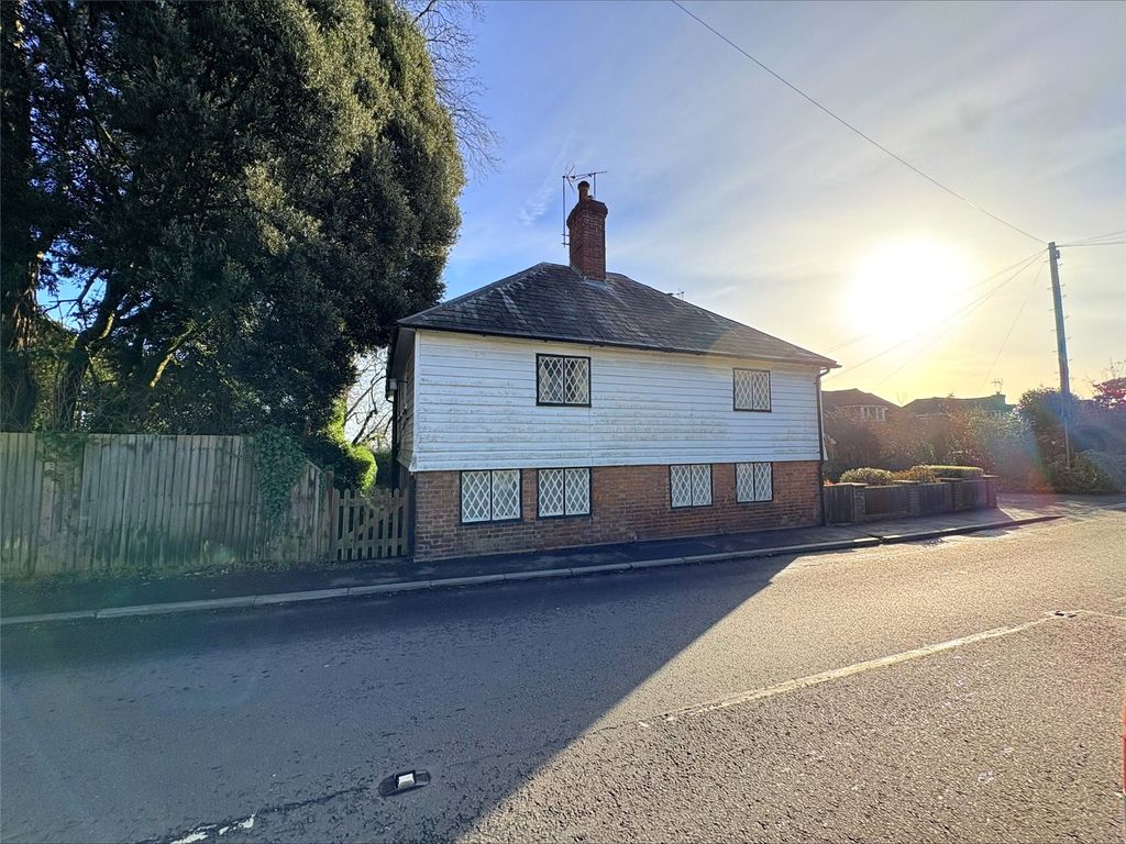 Property photo 1 of 3 Picture No. 02