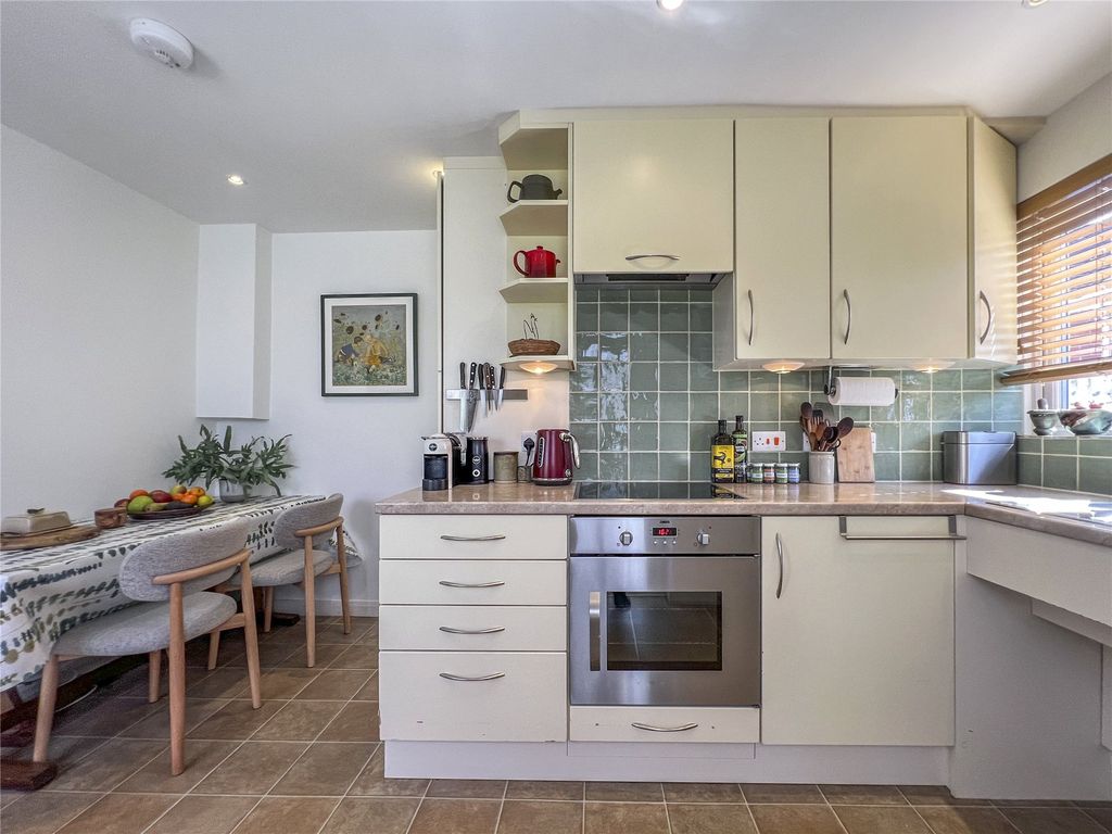 Property photo 3 of 15 Kitchen