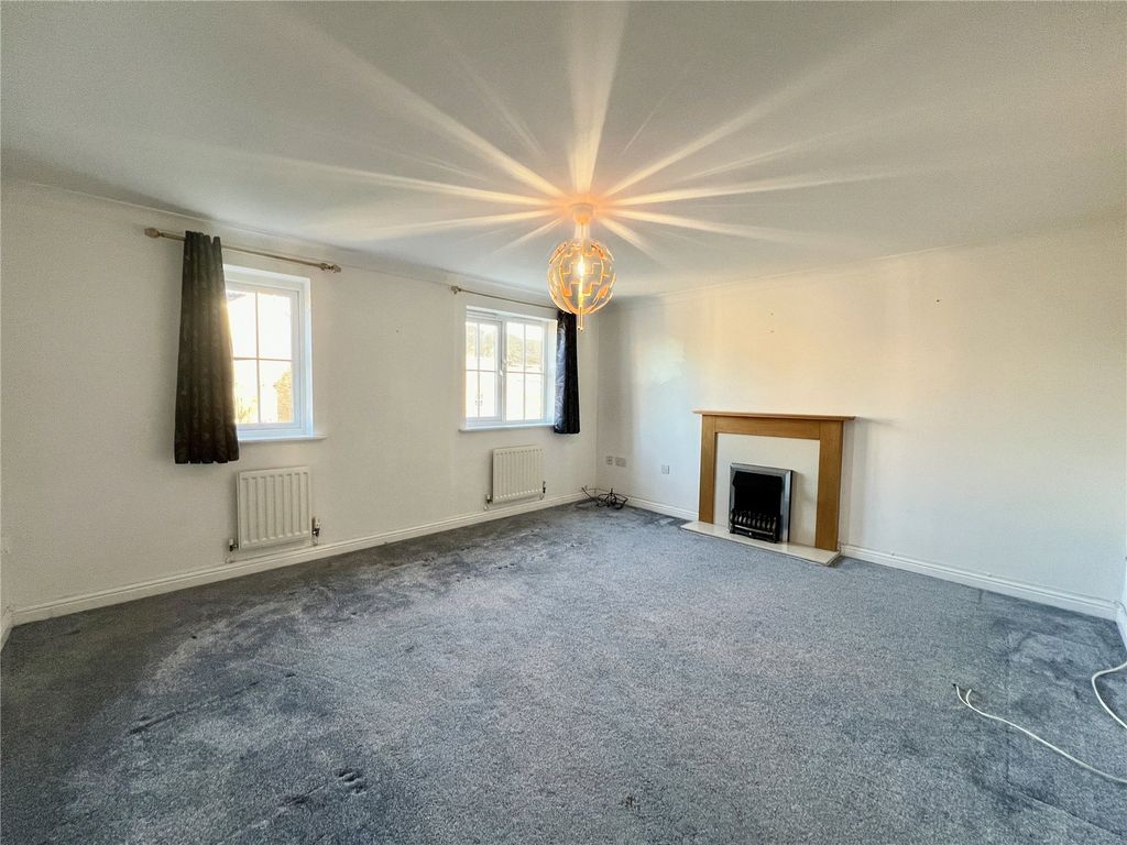 Property photo 3 of 22 Picture No. 11