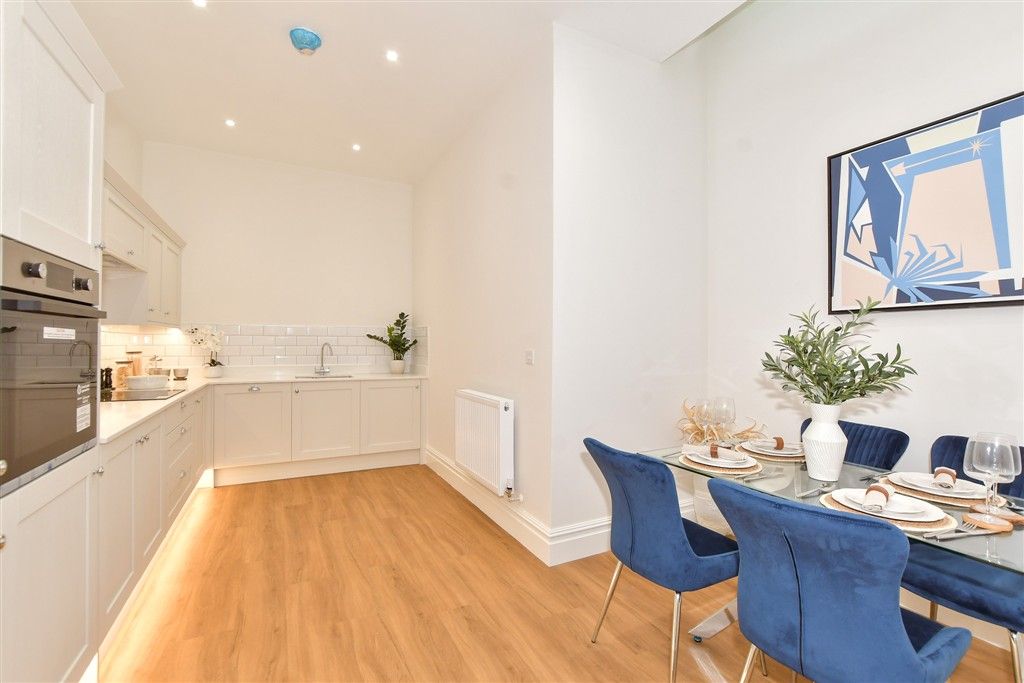 Property photo 3 of 14 Kitchen/Diner