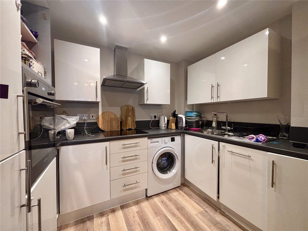 Property photo 2 of 11 Picture No. 09