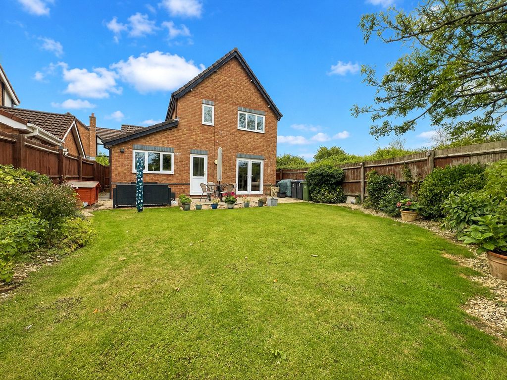 Property photo 2 of 16 Picture No. 01