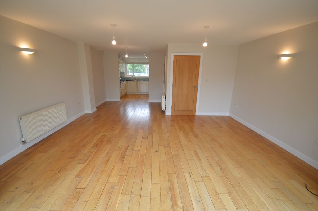 Property photo 2 of 19 Dsc_0052