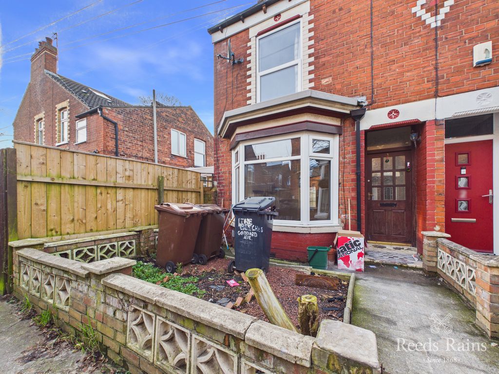 Property photo 2 of 21