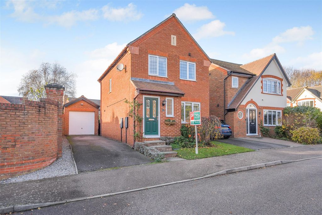 Property photo 1 of 16 8670978-Exterior01.Jpg