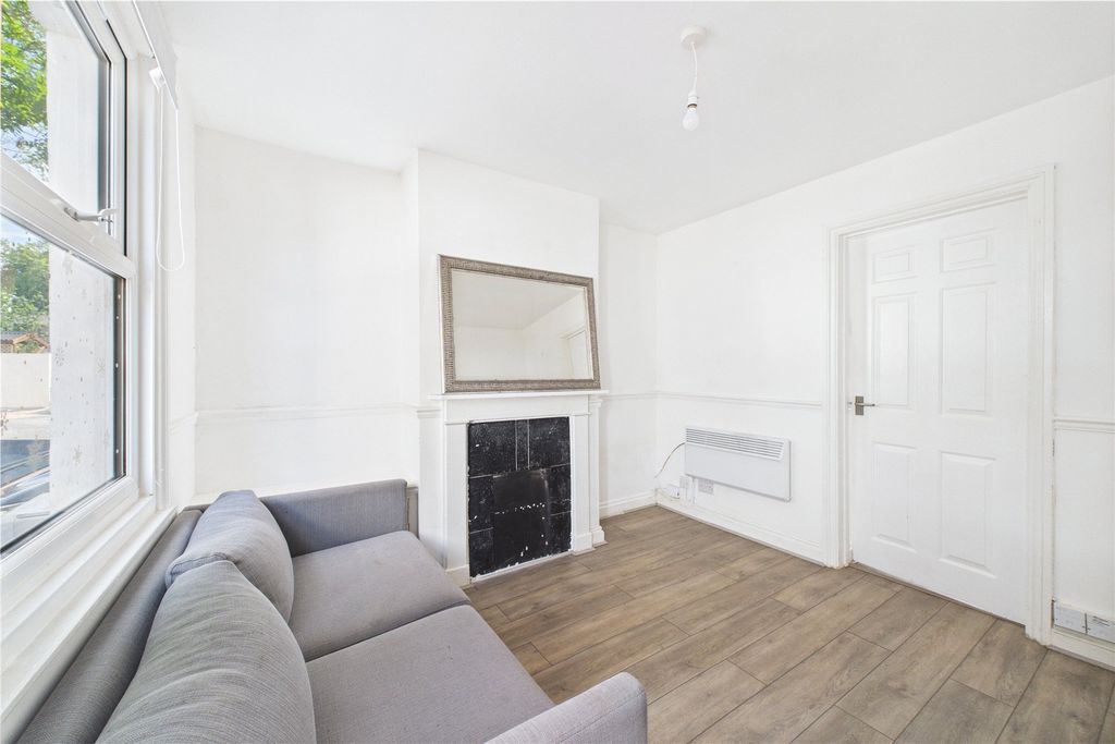 Property photo 2 of 7 Picture No. 02