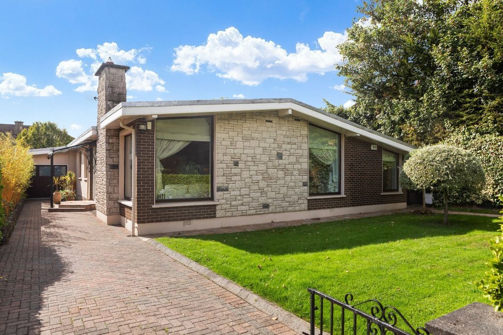 Property photo 1 of 18 Picture No. 02