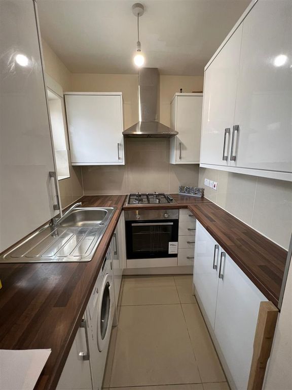 Property photo 1 of 5 Kitchen First Floor Flat  396.Jpg